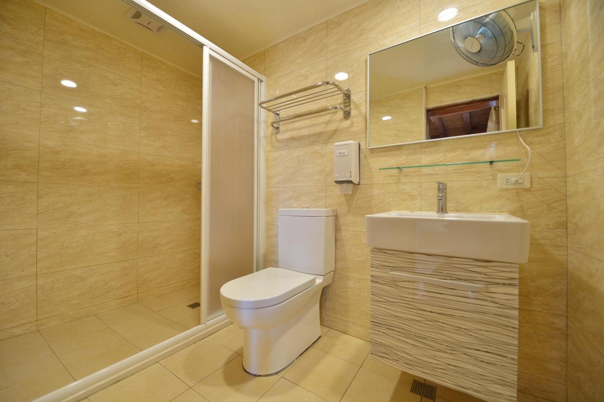 Shinmingshan Holiday Inn Лугу Экстерьер фото